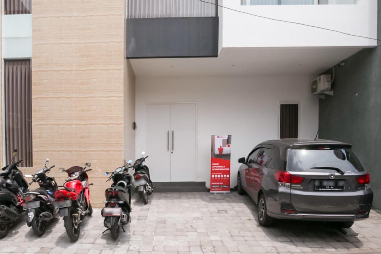 Reddoorz Syariah Near Lapangan Pancasila Simpang Lima Hostel Semarang Exterior foto